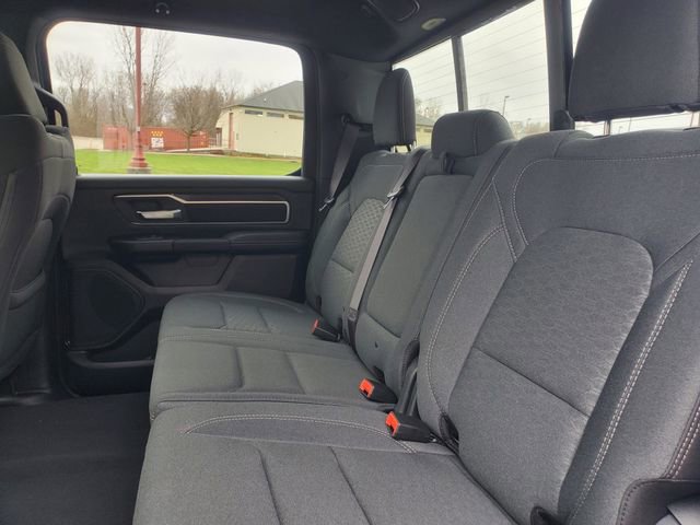 New 2026 RAM 1500 4x4 Crew Cab image 27