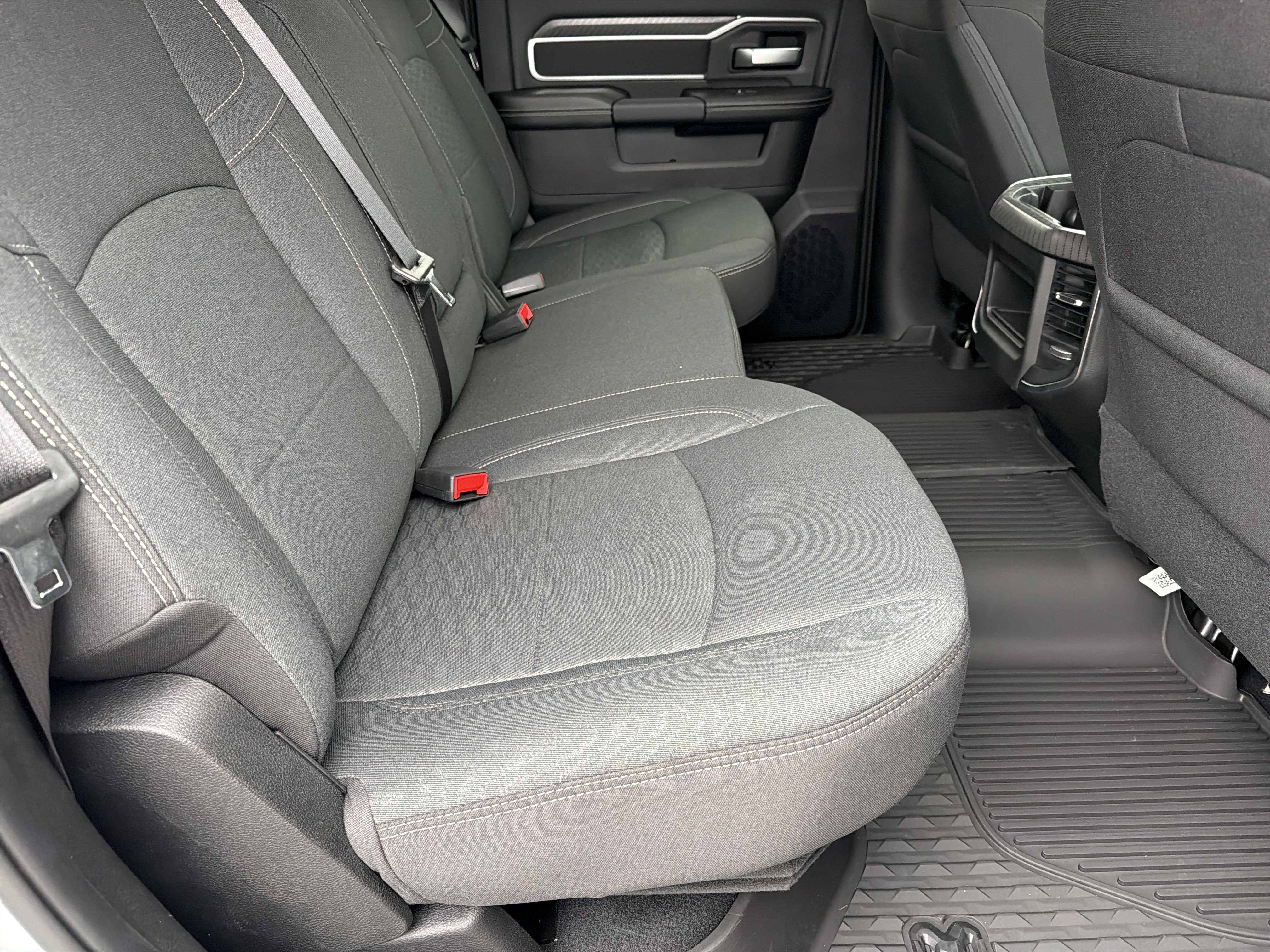 New 2026 RAM 2500 Big Horn AWD/4WD image 14