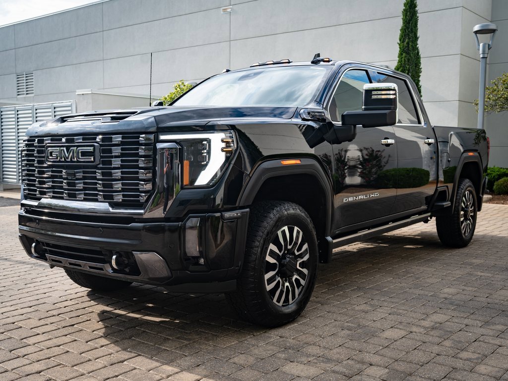 Used 2024 GMC Sierra 2500 Denali Ultimate
