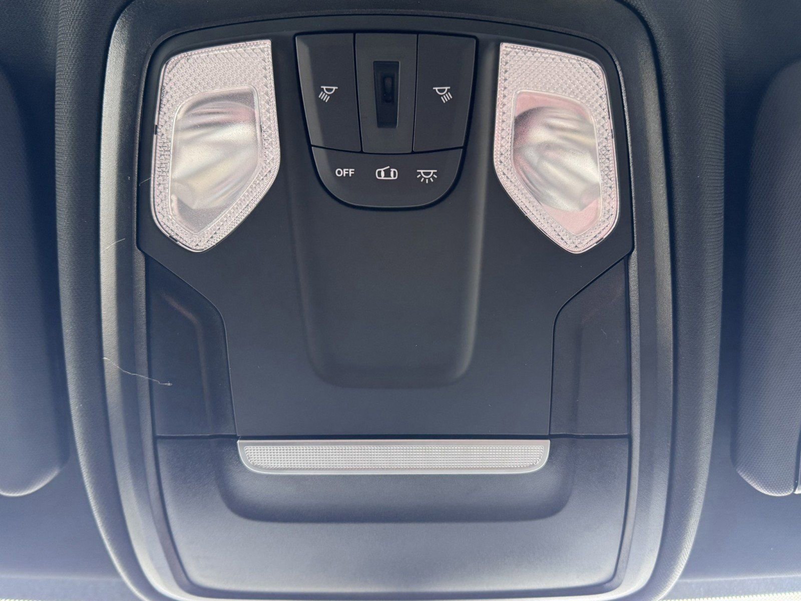 New 2024 RAM 4500 Tradesman image 27