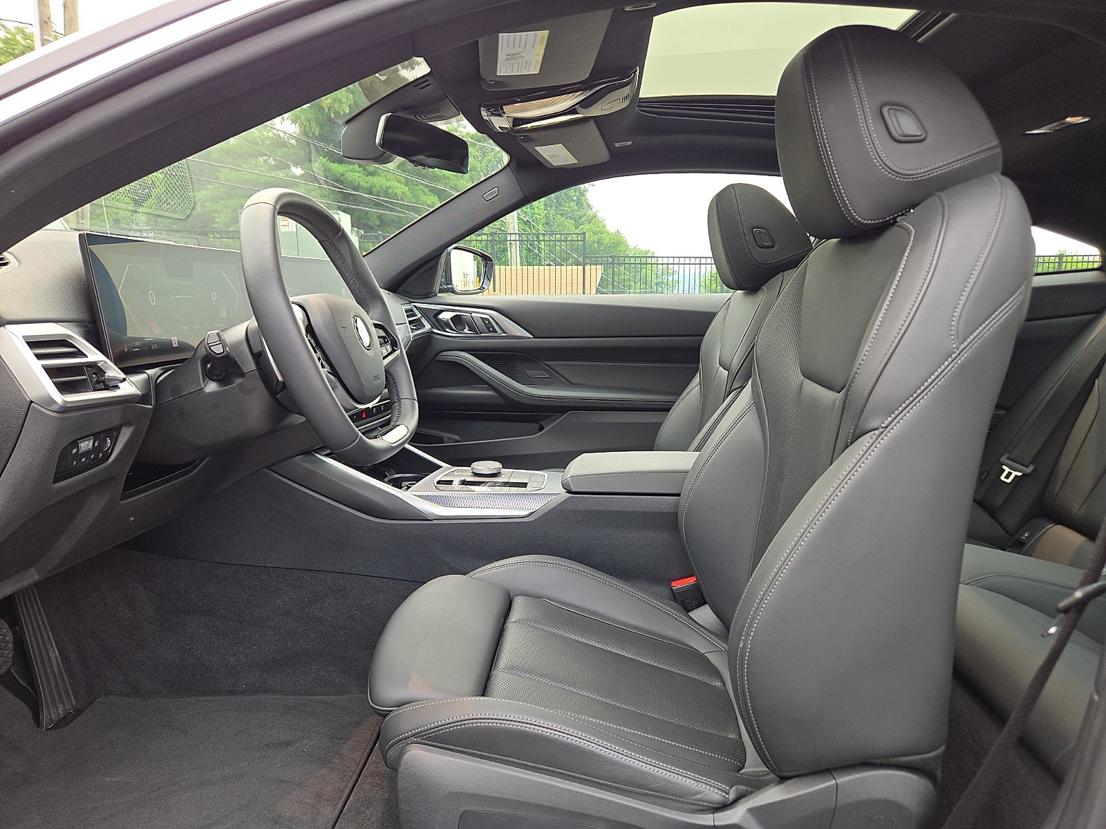 Used 2025 BMW 430i xDrive Coupe w/ Premium Package AWD/4WD image 13