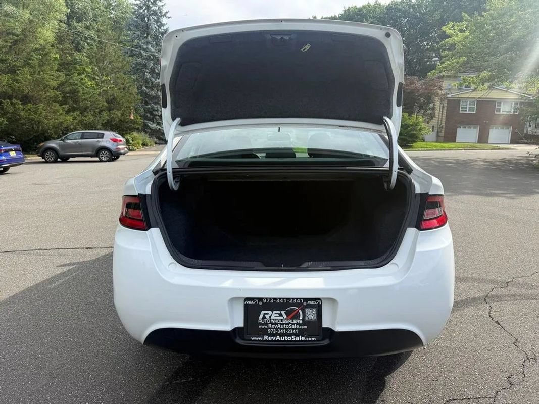 Used 2015 Dodge Dart SXT FWD image 8