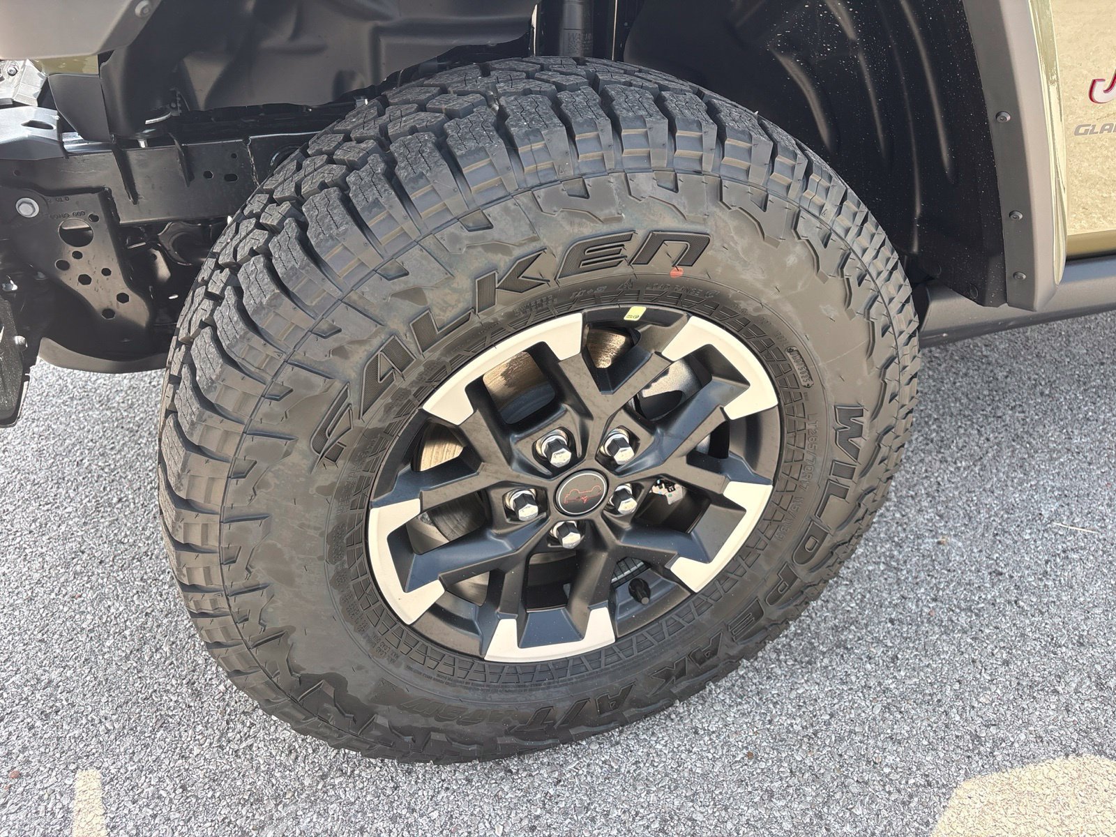 New 2026 Jeep Gladiator Sport AWD/4WD image 30