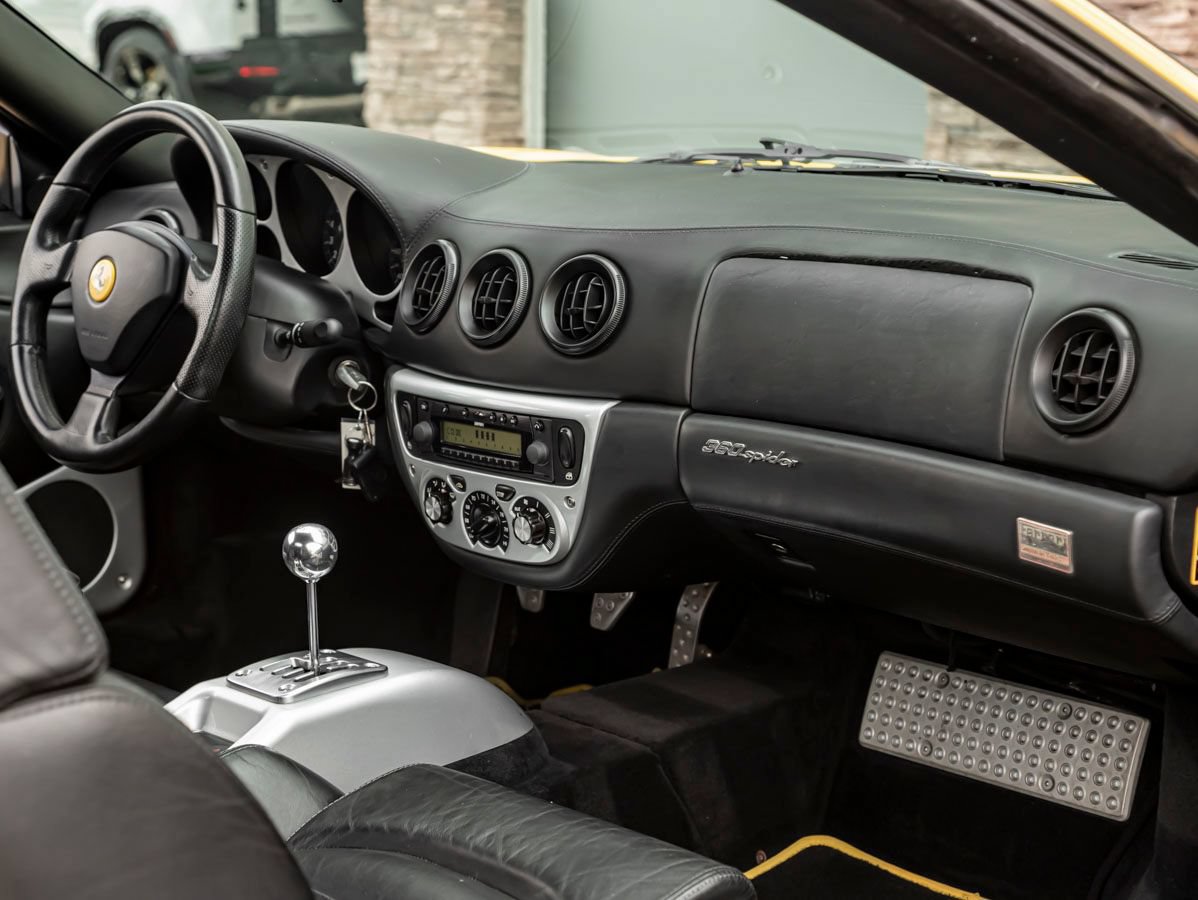 Used 2001 Ferrari 360 Spider RWD image 34