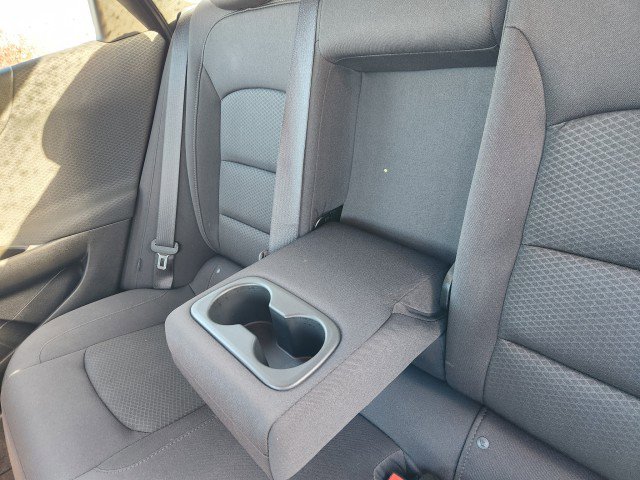 Used 2018 Chevrolet Malibu LT image 22