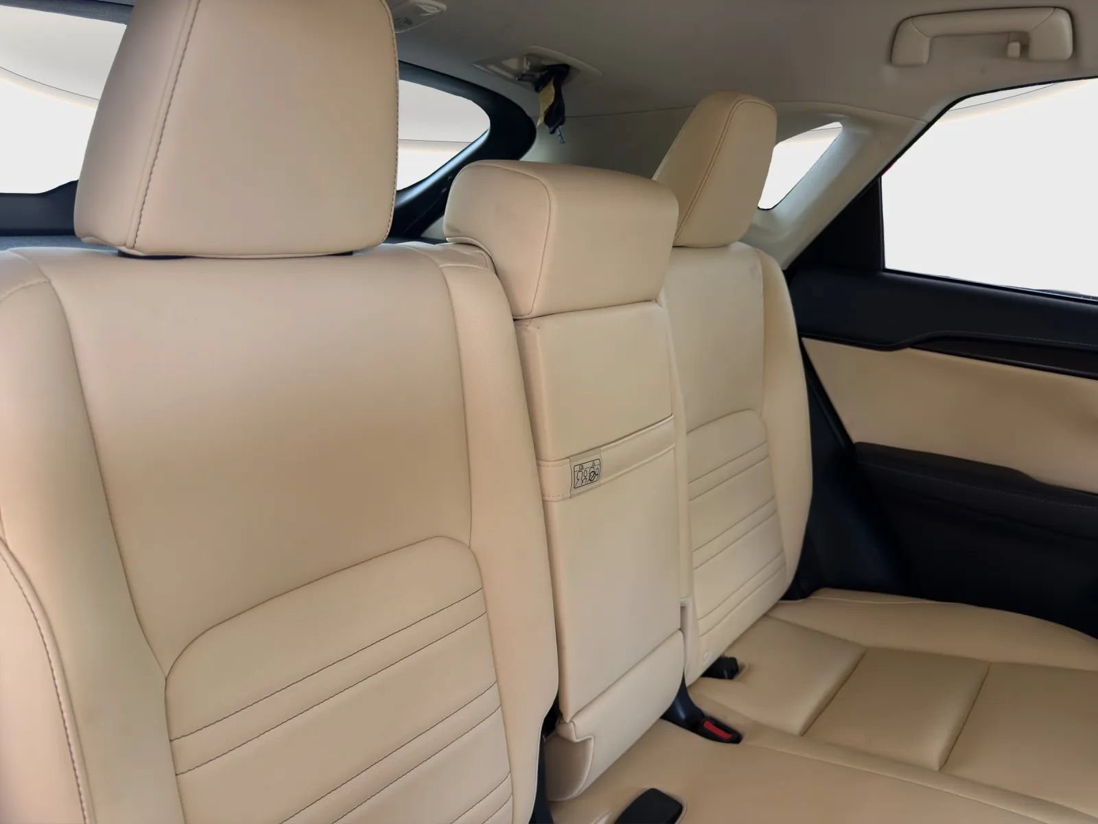 Used 2015 Lexus NX 200t FWD image 19