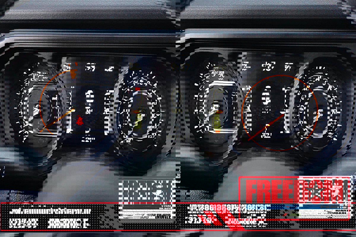 Certified 2025 Jeep Gladiator Rubicon w/ Convenience Group AWD/4WD image 17