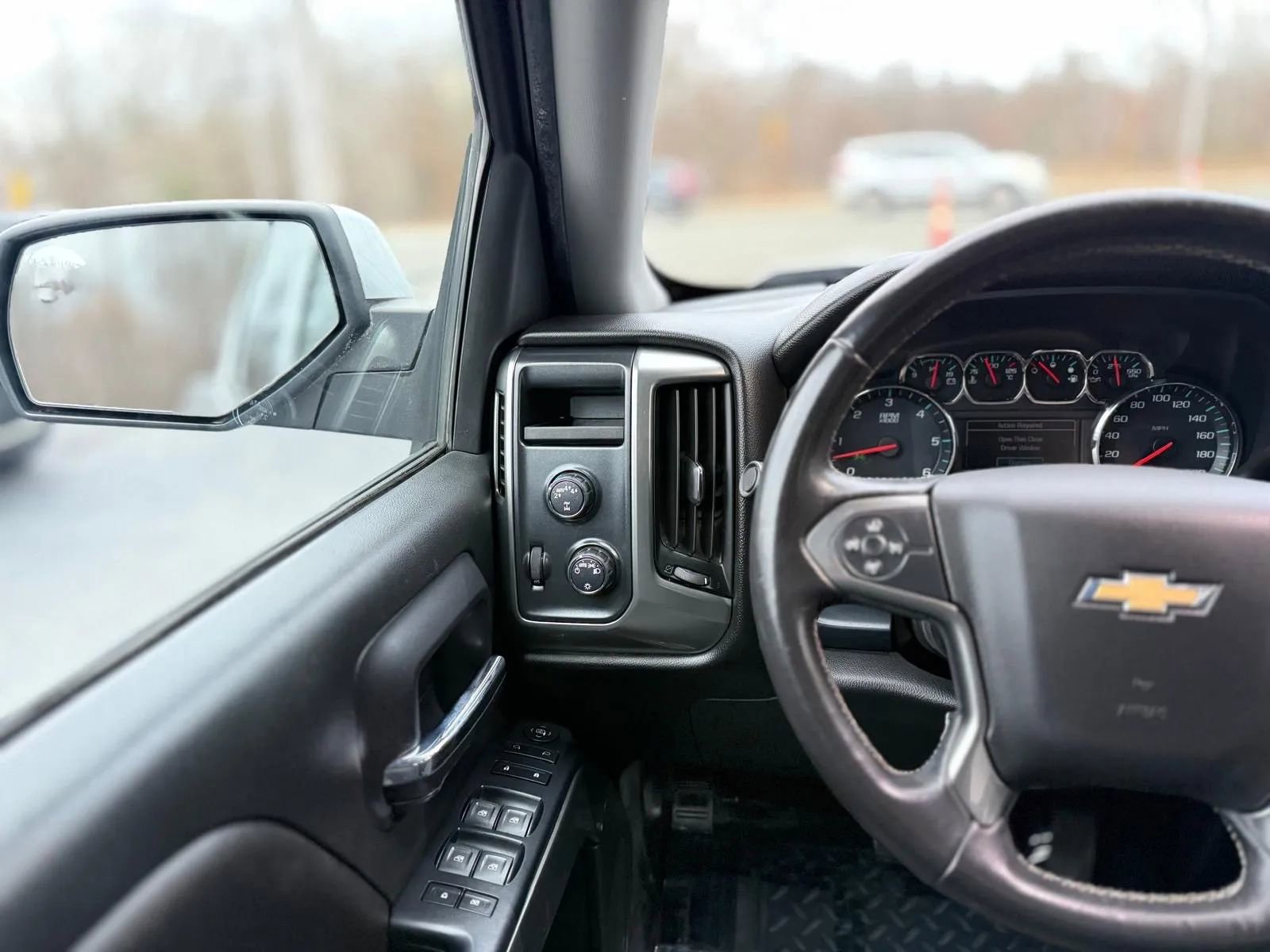 Used 2018 Chevrolet Silverado 1500 LT image 14