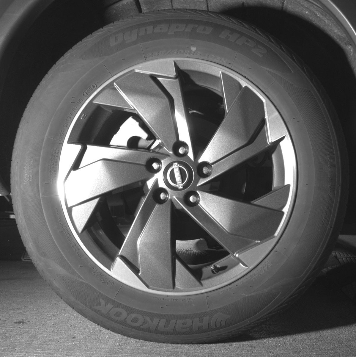 Used 2024 Nissan Rogue SV AWD/4WD image 15