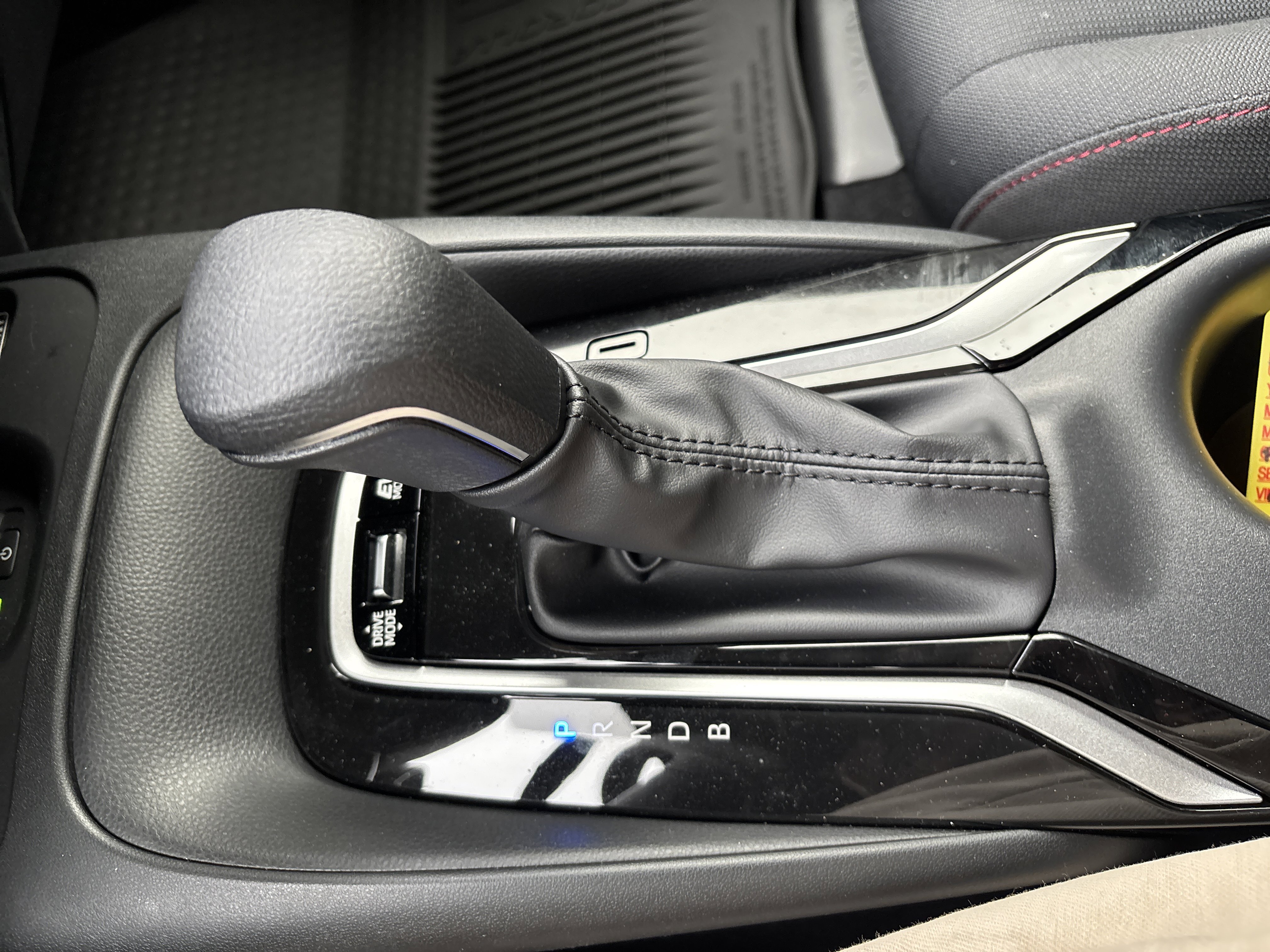 Certified 2025 Toyota Corolla SE image 7