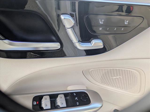 Certified 2024 Mercedes-Benz C 300 Sedan image 11