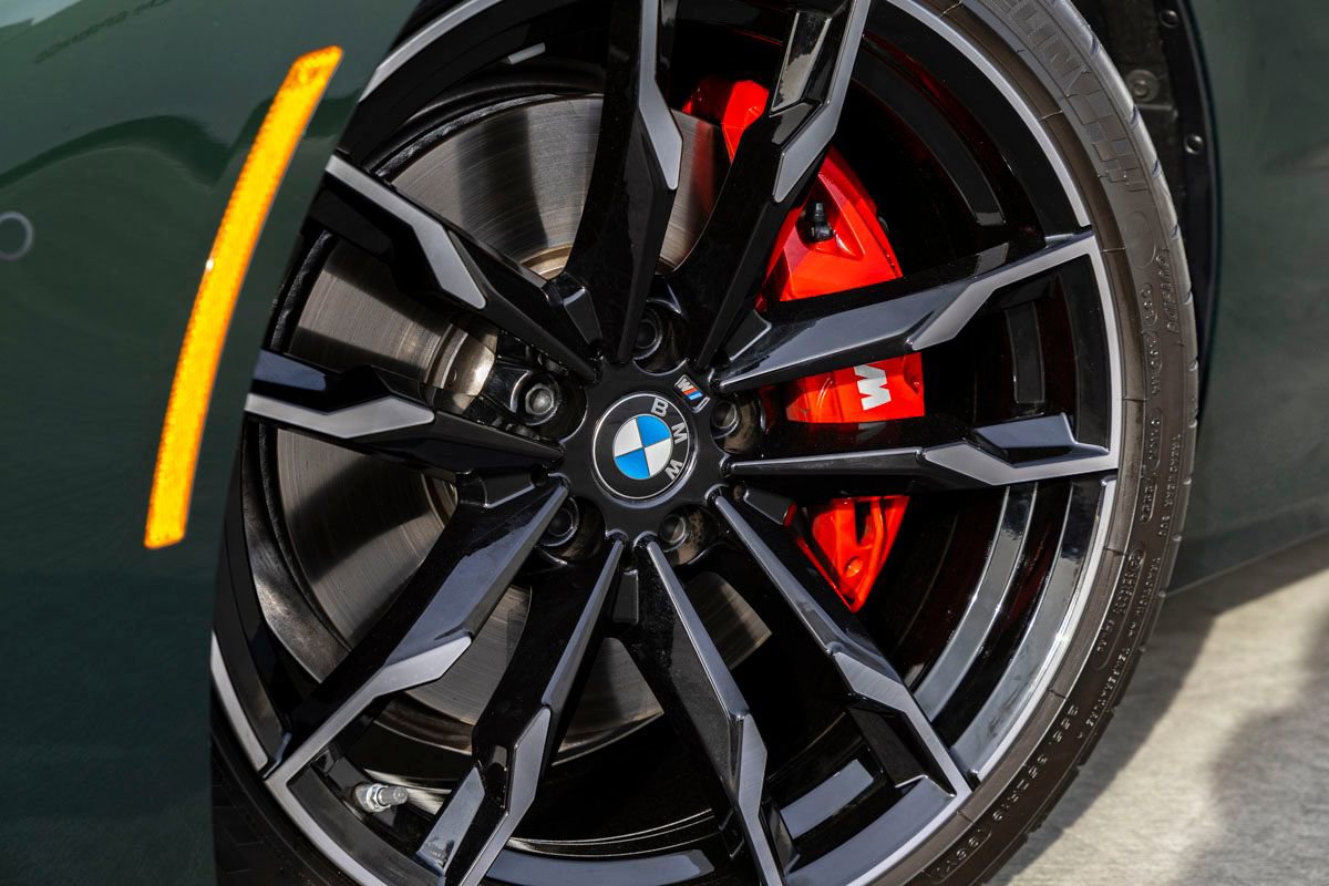 Certified 2025 BMW Z4 M40i w/ Edition image 11