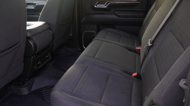 Used 2024 Chevrolet Silverado 2500 LT AWD/4WD image 13