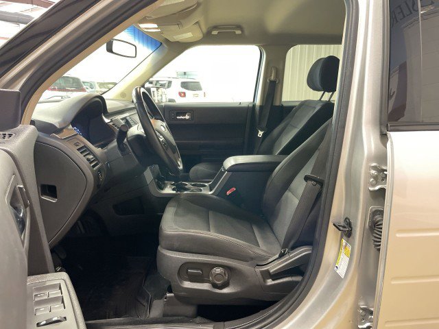 Used 2019 Ford Flex SE image 15