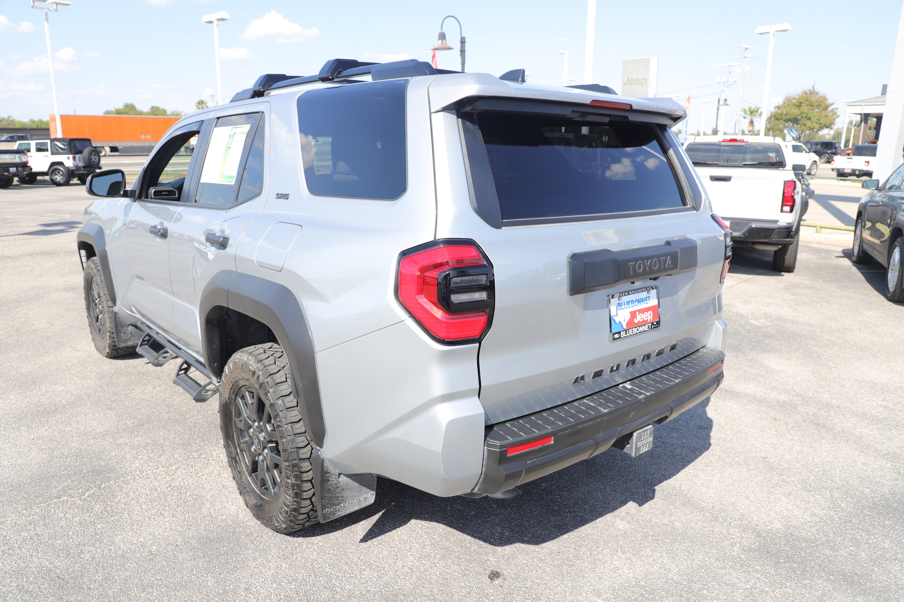 Used 2025 Toyota 4Runner SR5 image 9
