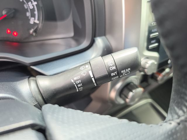 Used 2022 Toyota 4Runner SR5 Premium w/ Moonroof Package RWD image 22
