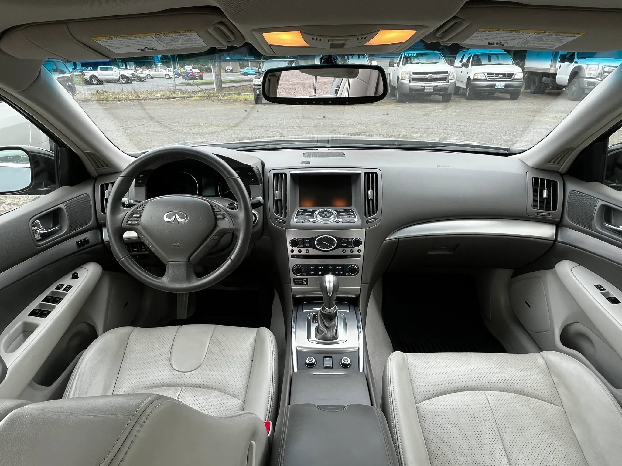 Used 2013 INFINITI G37 x Sedan w/ Premium Pkg AWD/4WD image 12