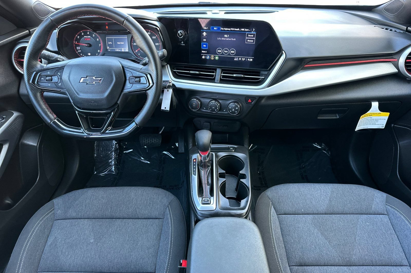 Certified 2024 Chevrolet Trax RS w/ Driver Confidence Package FWD image 16