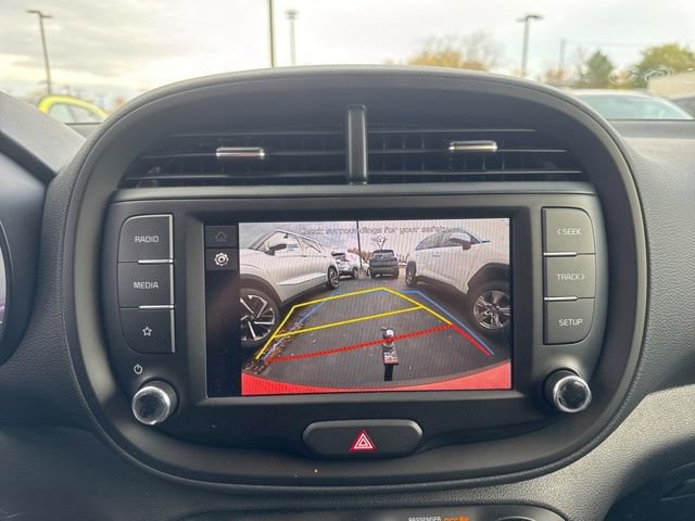 Used 2025 Kia Soul LX w/ LX Technology Package image 15