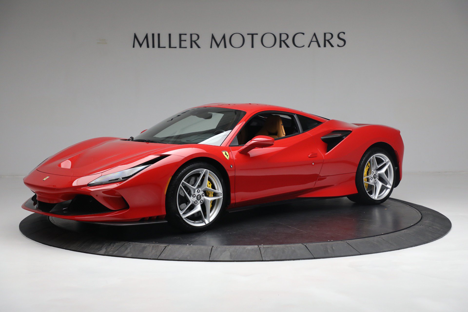 Used 2020 Ferrari F8 Tributo RWD image 2