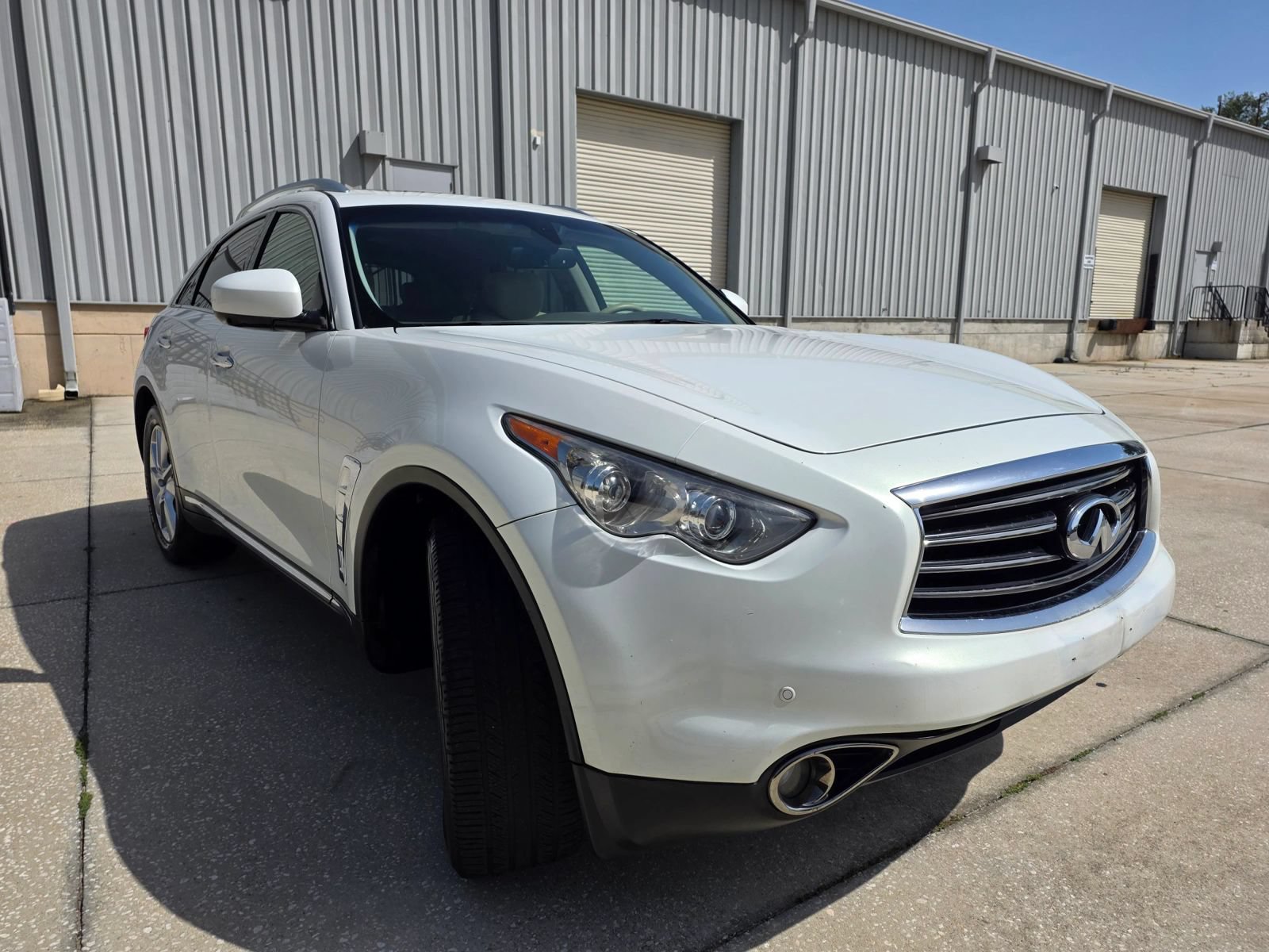 Used 2012 INFINITI FX35 2WD w/ Premium Pkg image 9