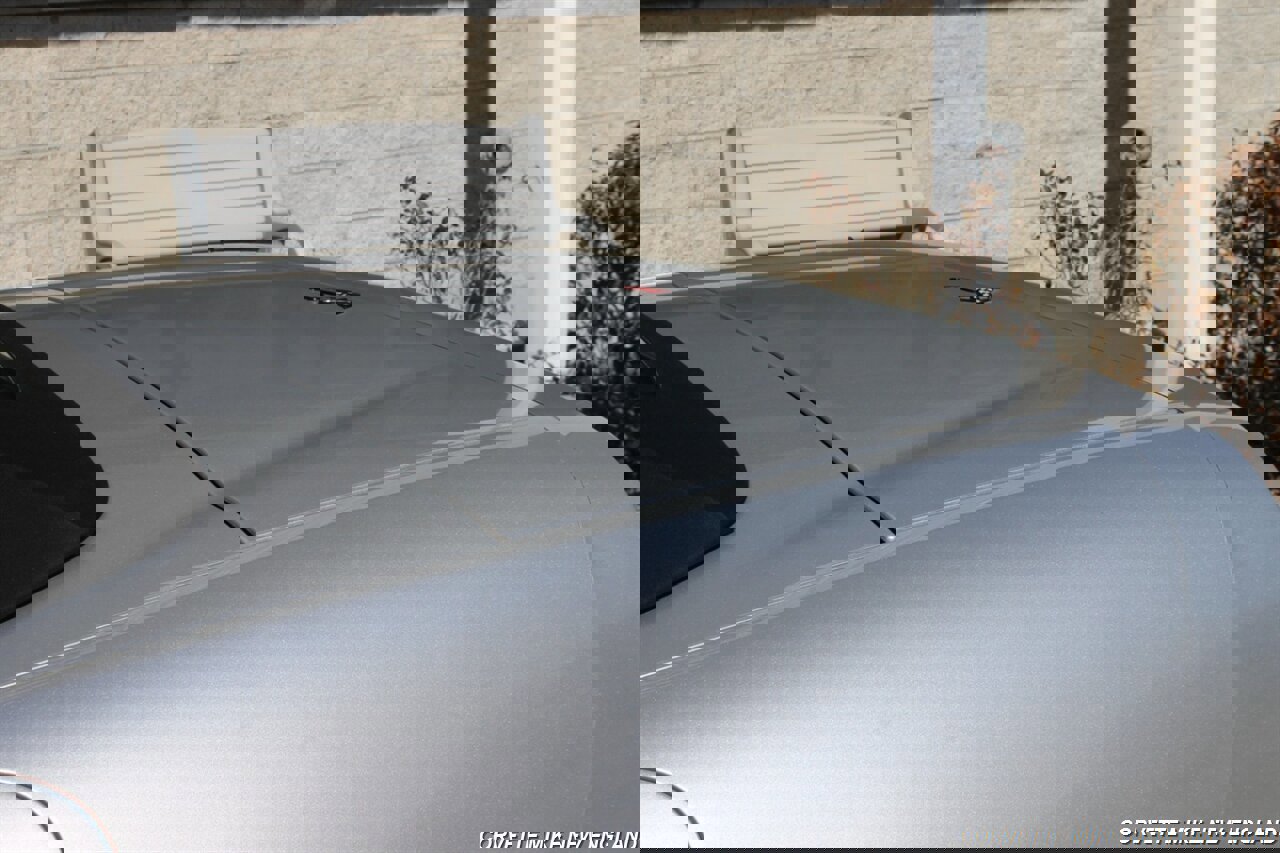 Used 2001 Chevrolet Corvette Convertible w/ Preferred Equipment Group2 image 13