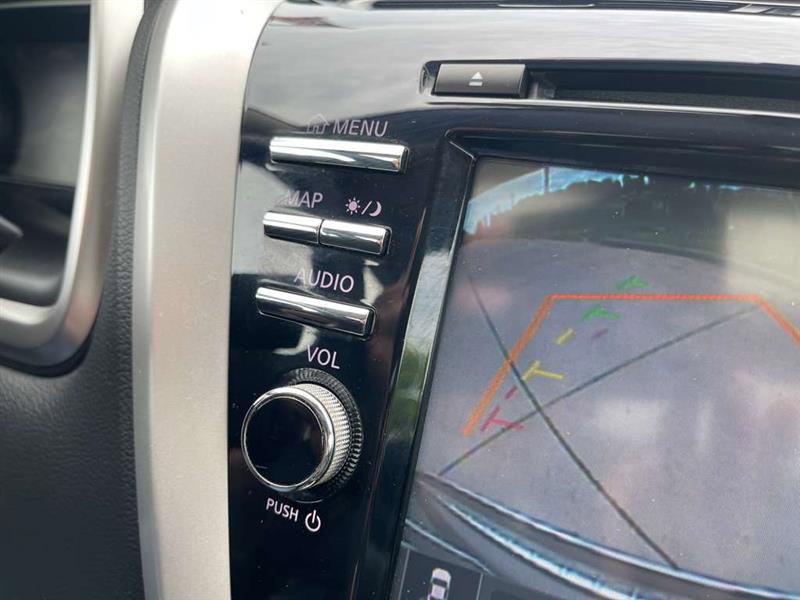 Used 2015 Nissan Murano Platinum w/ Platinum Technology Package AWD/4WD image 28