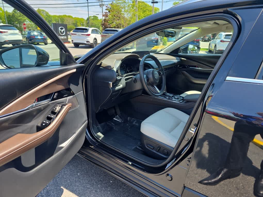 Used 2025 MAZDA CX-30 AWD 2.5 S w/ Premium Package image 10