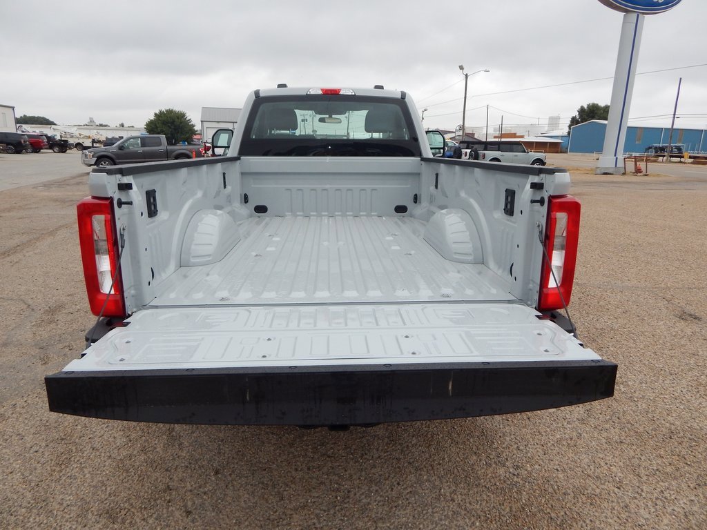 New 2025 Ford F250 4x4 Regular Cab Super Duty image 5