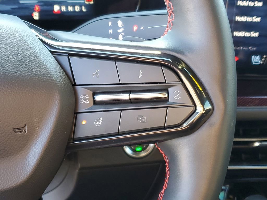 Used 2025 Chevrolet Traverse RS w/ LPO, Floor Liner Package image 14