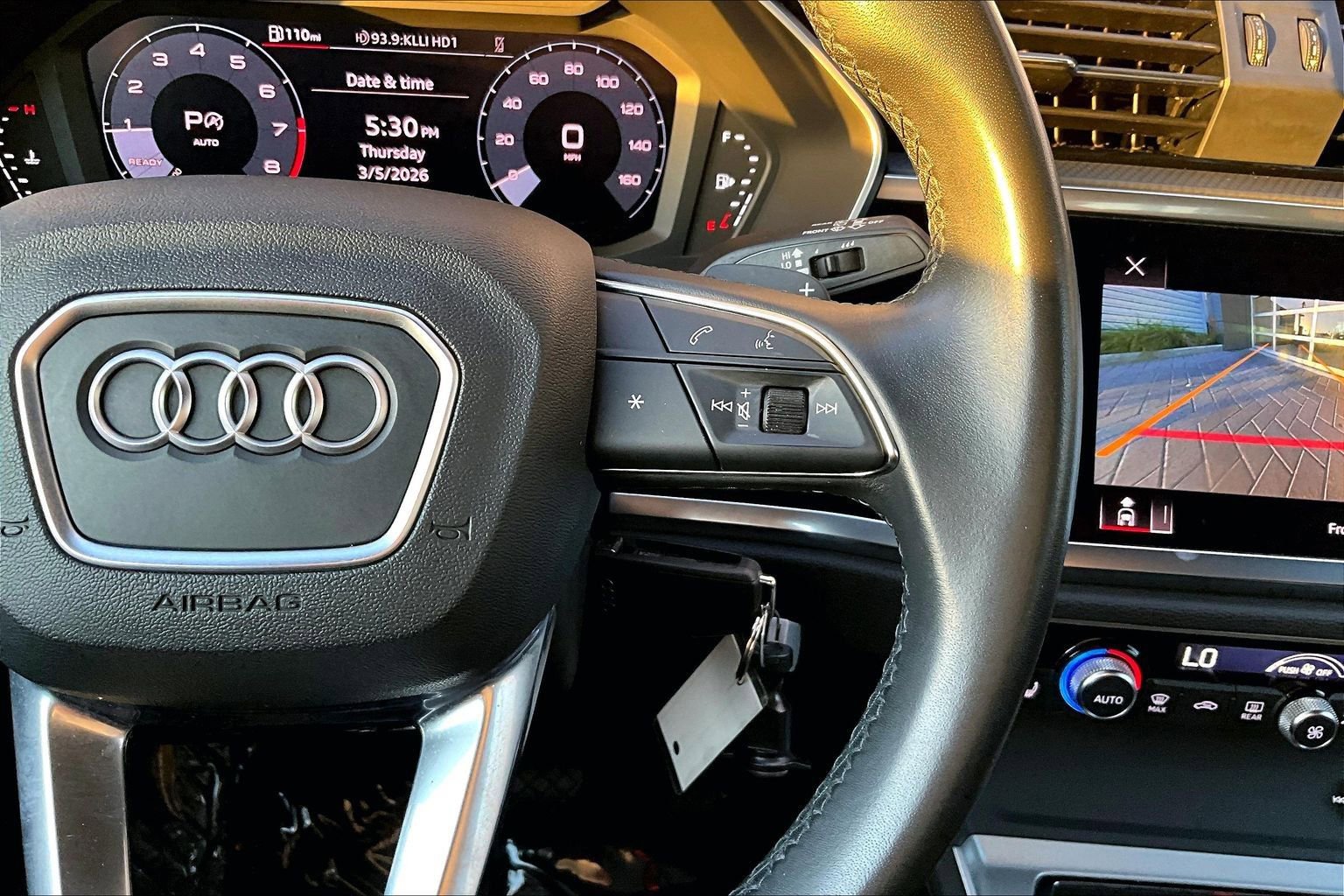 Used 2022 Audi Q3 2.0T Premium Plus w/ Premium Plus Package image 19