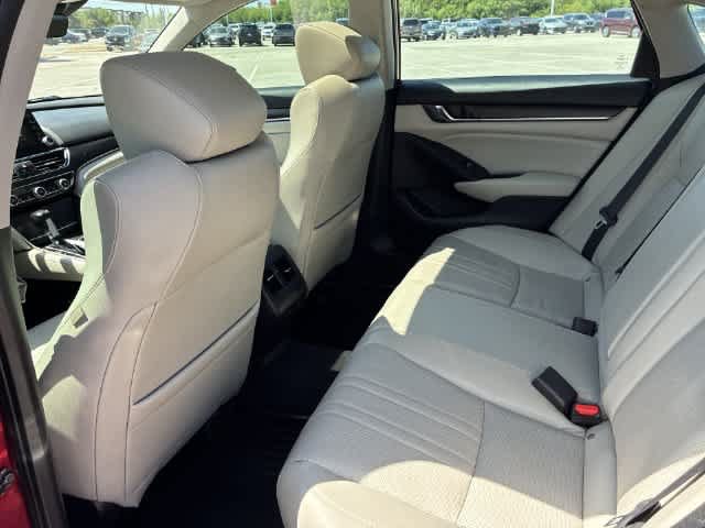 Used 2018 Honda Accord Touring image 21
