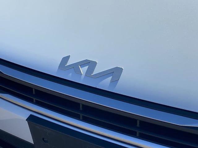 Used 2025 Kia K4 image 25