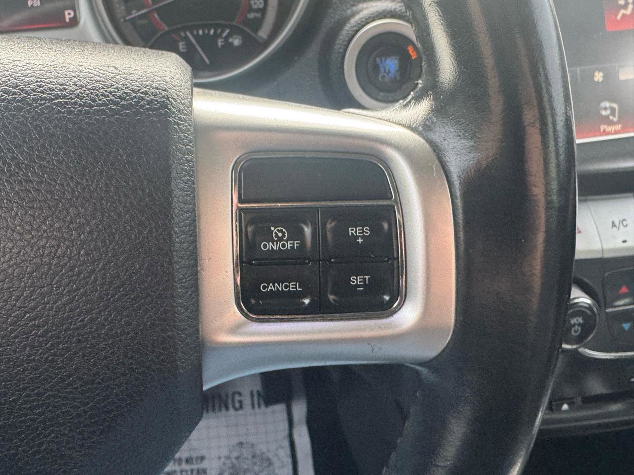 Used 2012 Dodge Journey R/T w/ Flexible Seating Group image 18