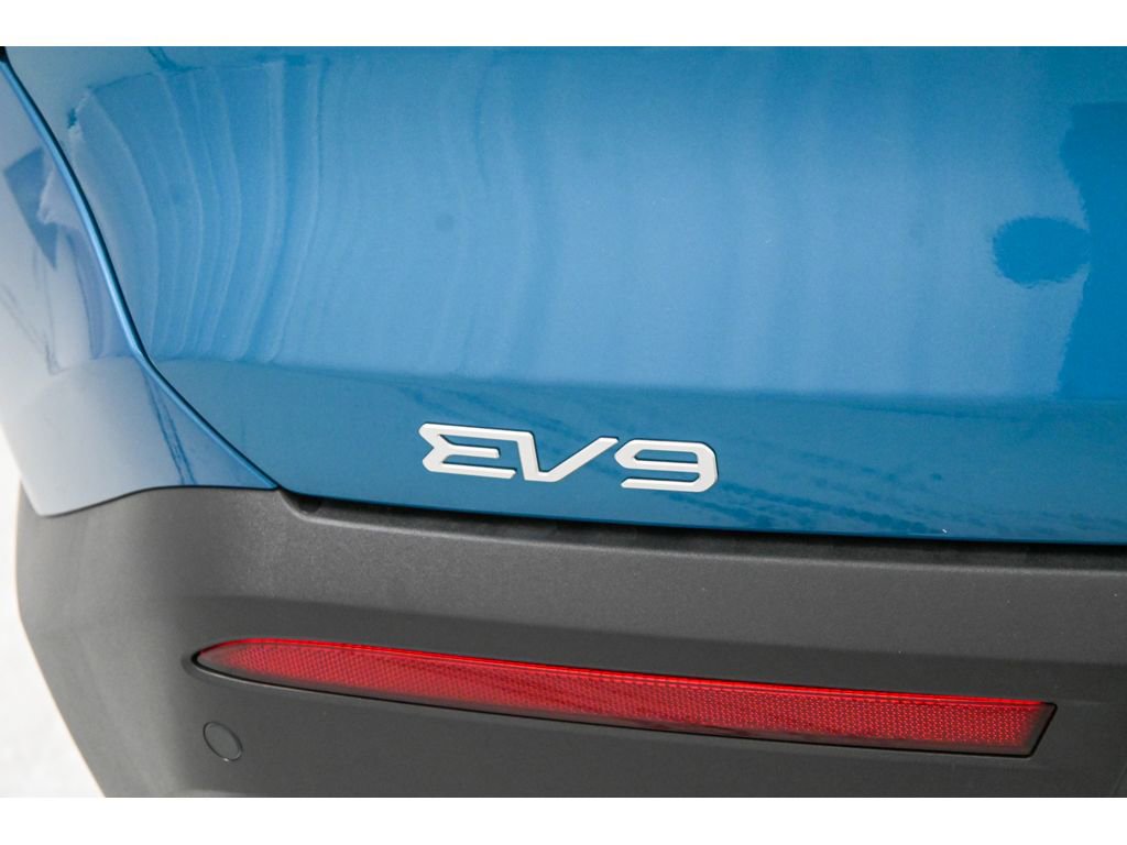 New 2026 Kia EV9 Wind image 39