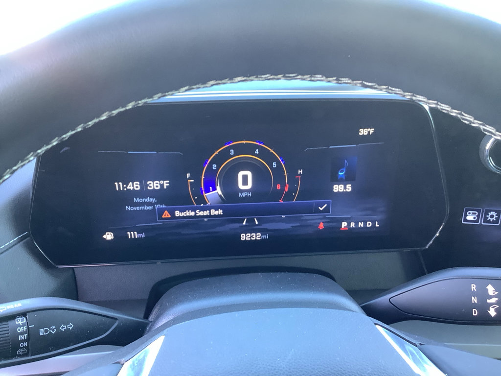 Used 2025 Chevrolet Traverse LT image 13