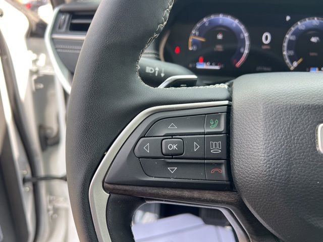 Used 2023 Jeep Grand Cherokee L Limited image 30