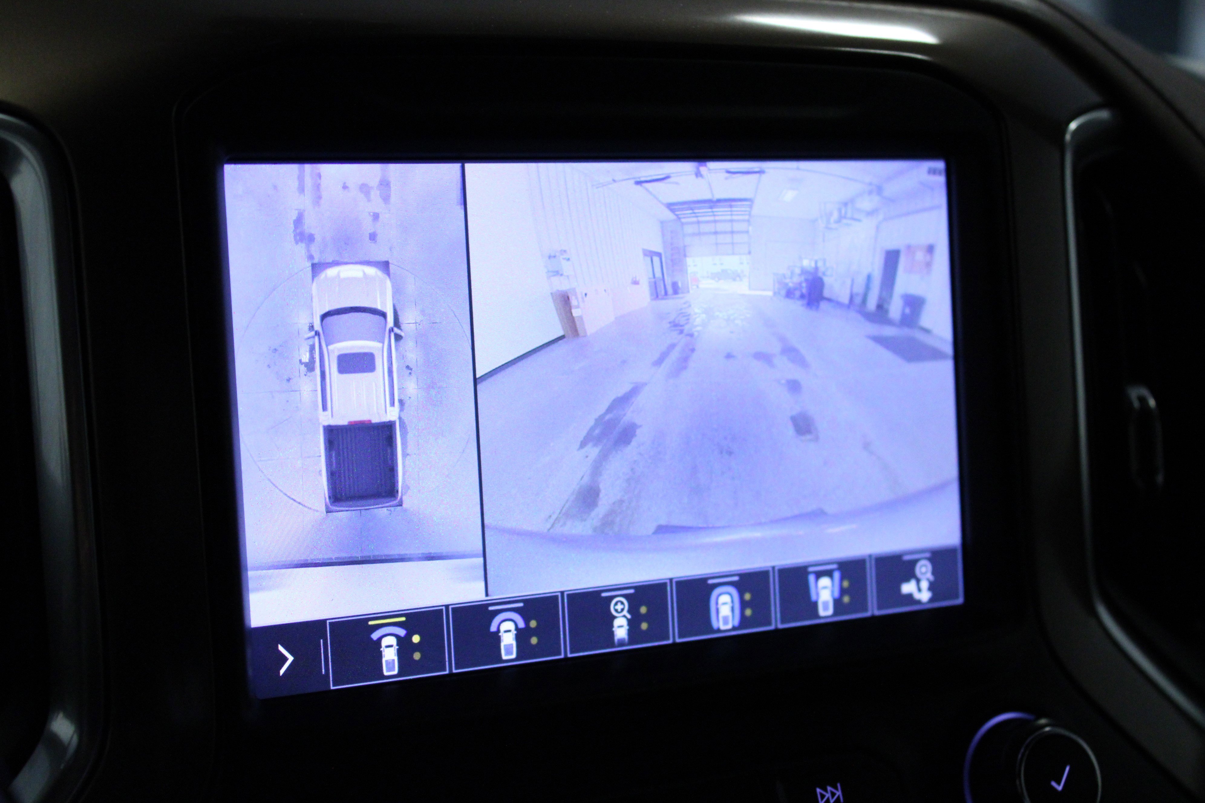 Used 2019 Chevrolet Silverado 1500 High Country image 25