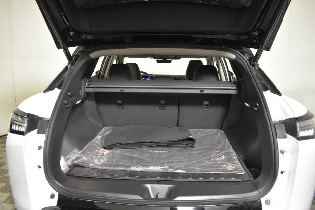 Certified 2026 Nissan Murano Platinum w/ Cargo Package AWD/4WD image 36