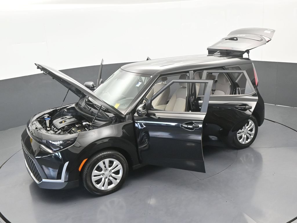 Used 2023 Kia Soul LX FWD image 52