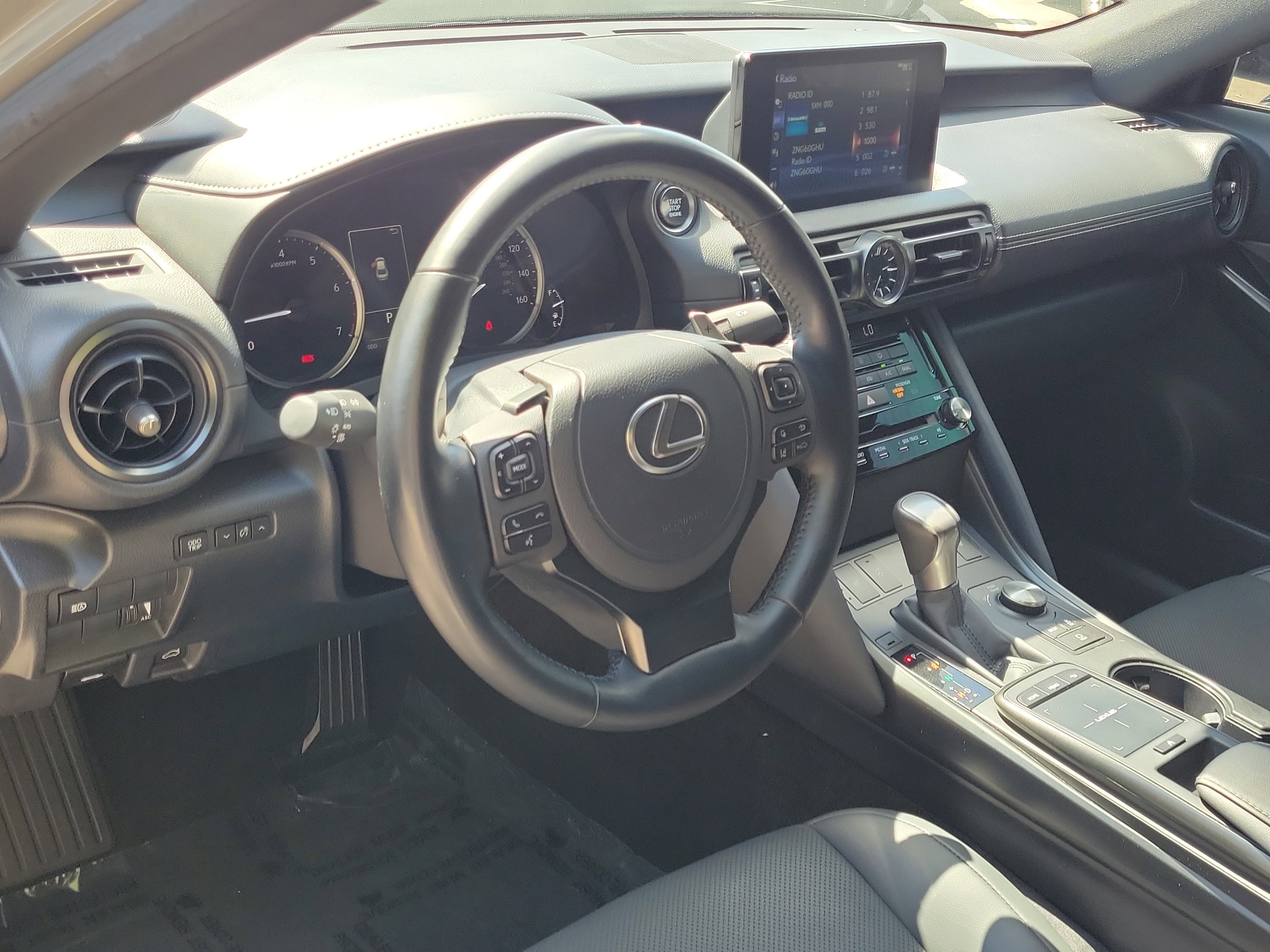 Certified 2025 Lexus IS 350 F Sport image 10