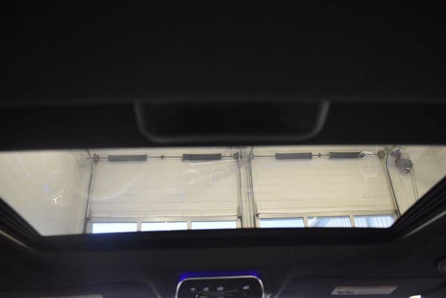 New 2026 Mercedes-Benz C 300 4MATIC Sedan image 26