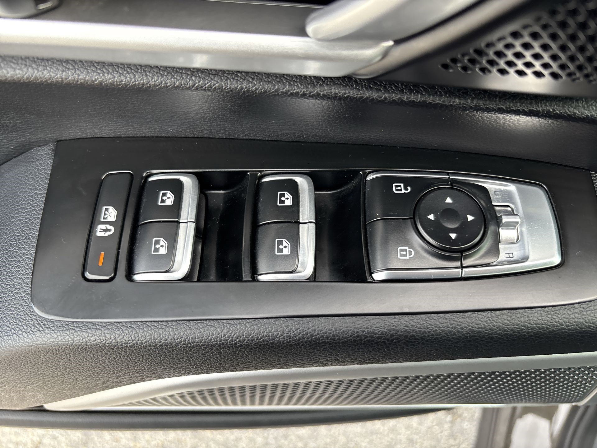 Used 2021 Kia Telluride S AWD/4WD image 15