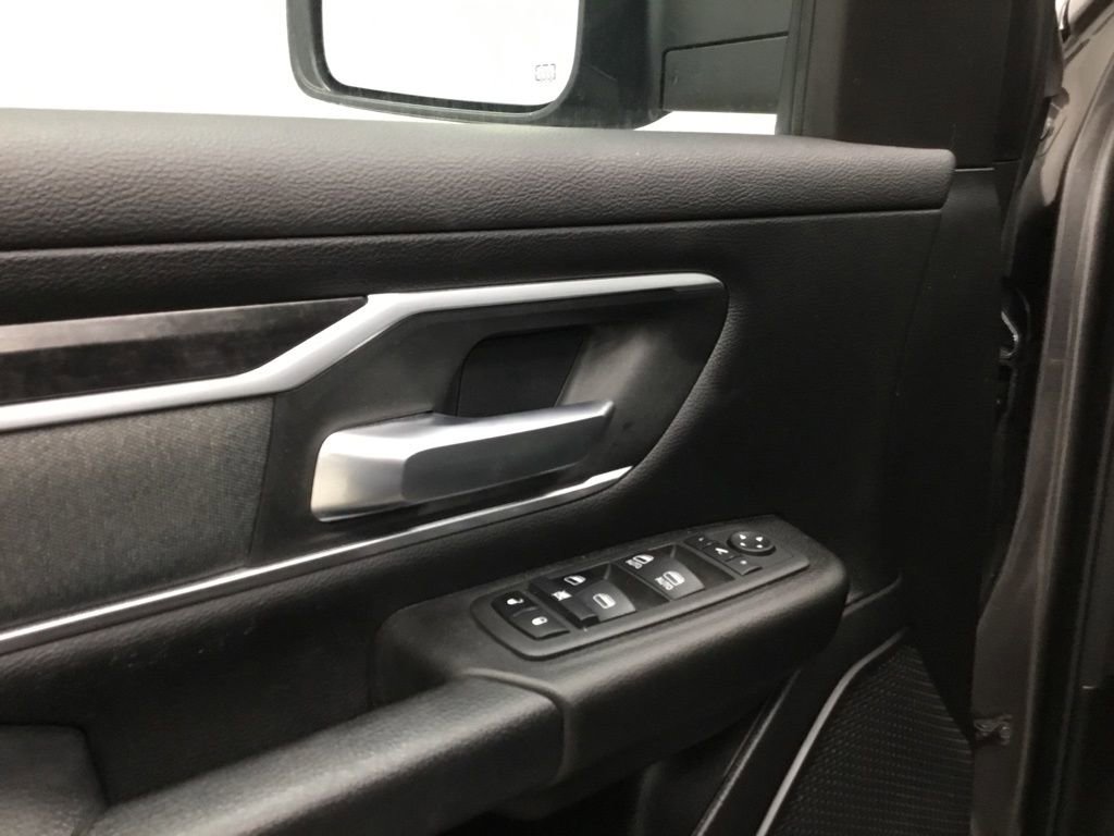 Used 2022 RAM 1500 Big Horn AWD/4WD image 7