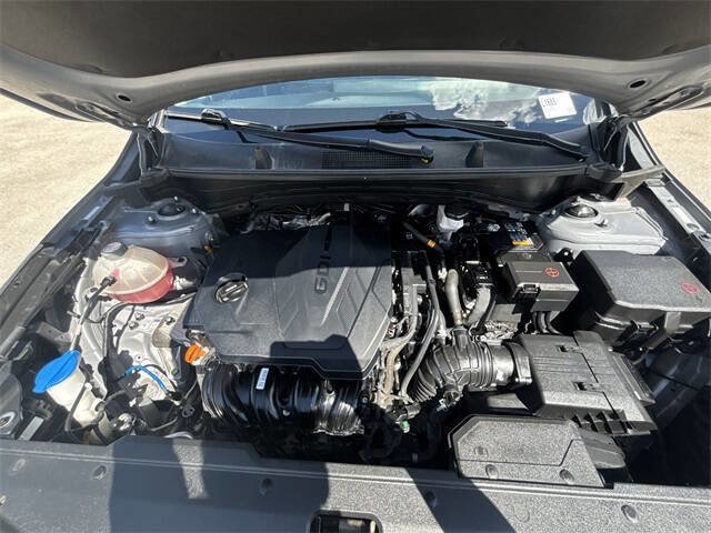 Used 2023 Kia Sportage LX image 29