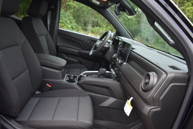 New 2026 Chevrolet Colorado W/T w/ WT Custom Package AWD/4WD image 14