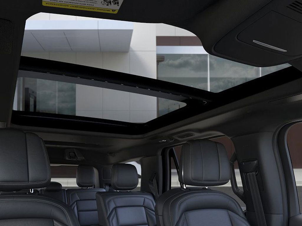 New 2026 Lincoln Navigator Reserve w/ Jet Appearance Package image 22