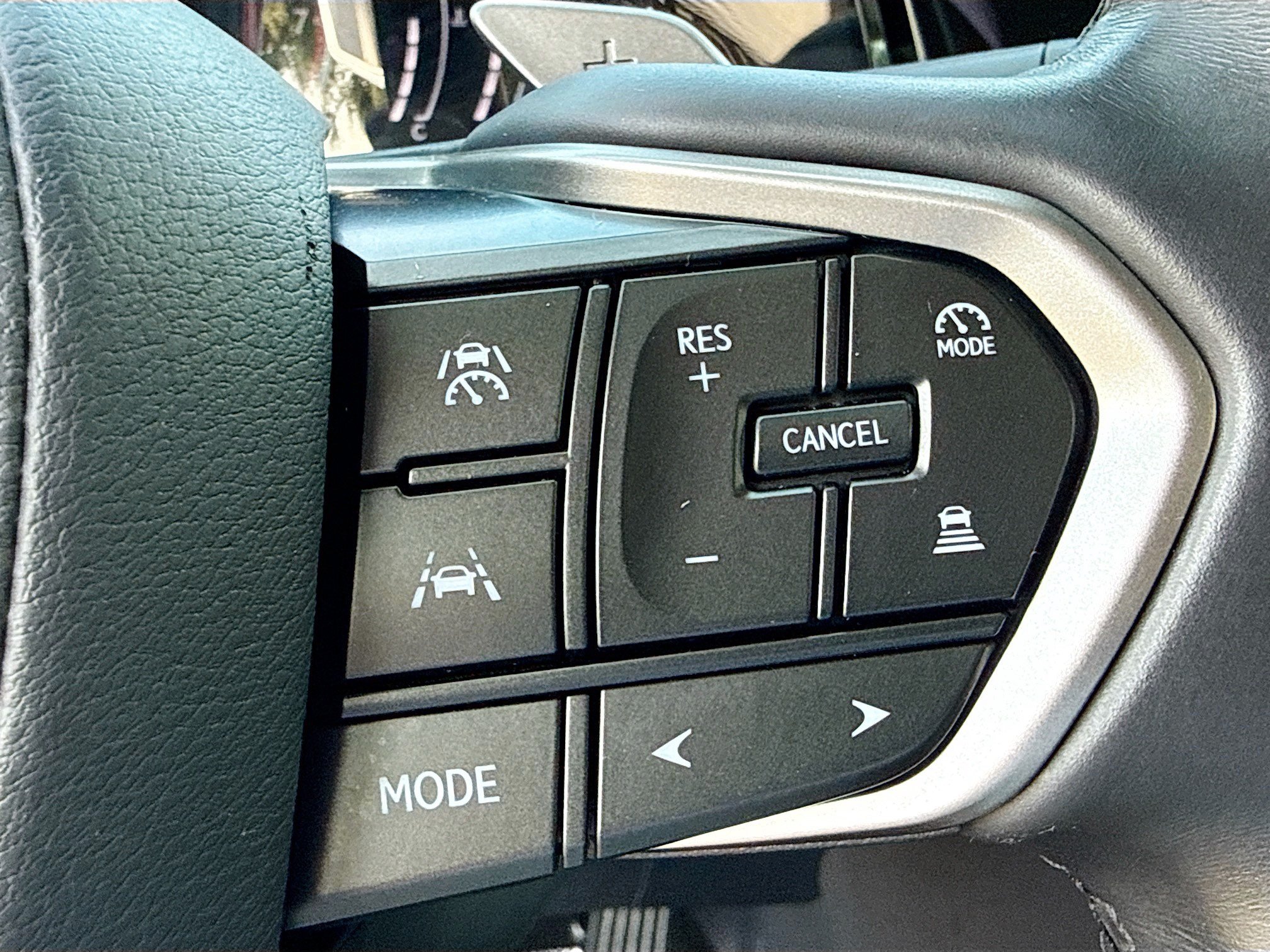 Used 2025 Lexus NX 250 FWD w/ Towing Package (2000 Lbs) image 37