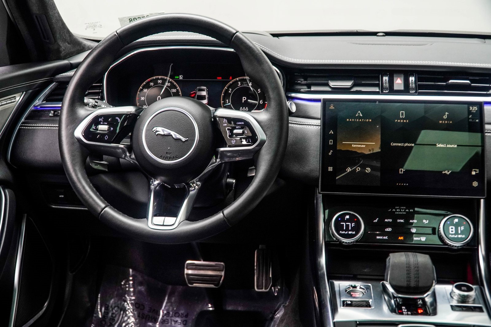 Used 2024 Jaguar XF R-Dynamic SE image 16