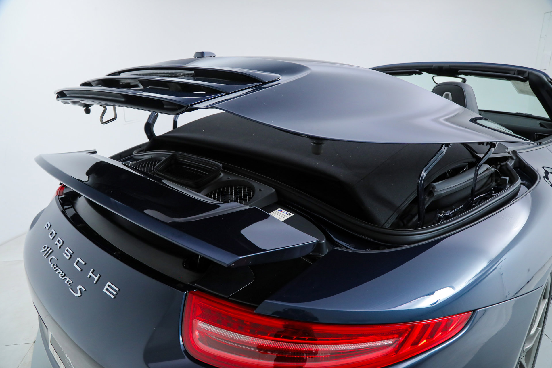 Used 2016 Porsche 911 Carrera S image 20